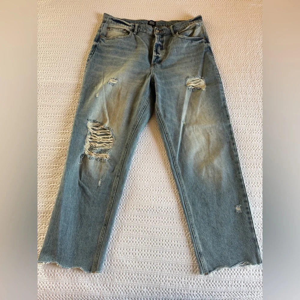 BDG distressed high rise straight leg jeans size 32 - Picture 1 of 6